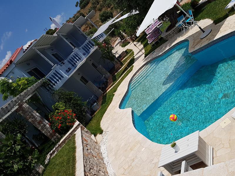 Sunny Place Resort Kranidi Exterior photo